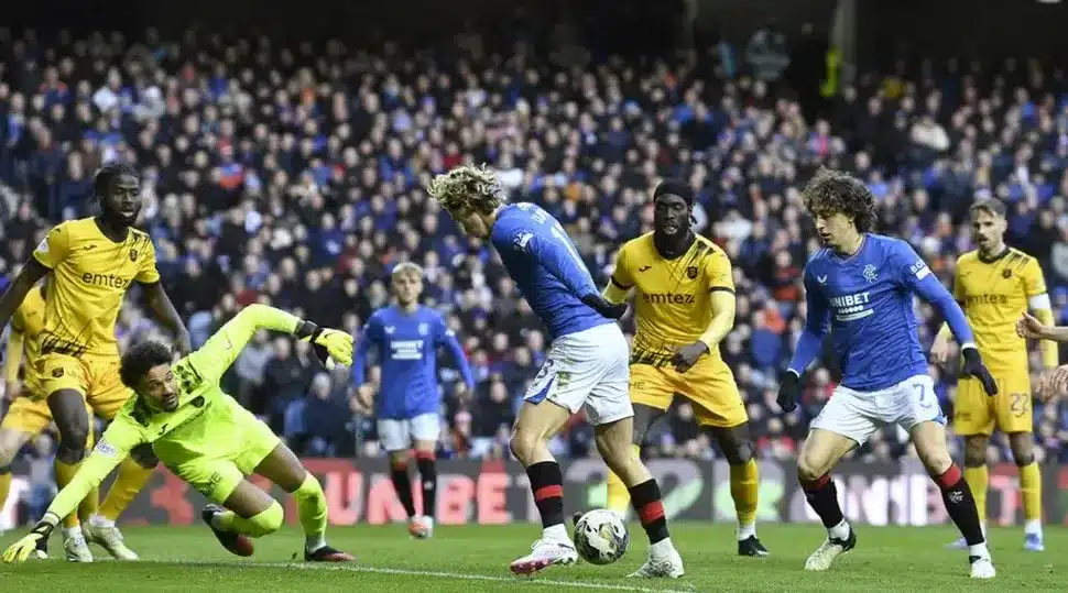 Rangers' Title Charge Gains Momentum